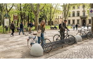 Dimensiones de los aparcabicicletas: medidas mínimas y espacios necesarios que debes conocer