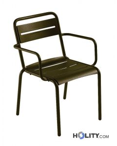 silla-diseño-para-exteriores-con-reposabrazos-h19210