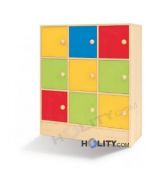mueble-con-9-puertas-coloradas-para-escuela-infantil-h40229