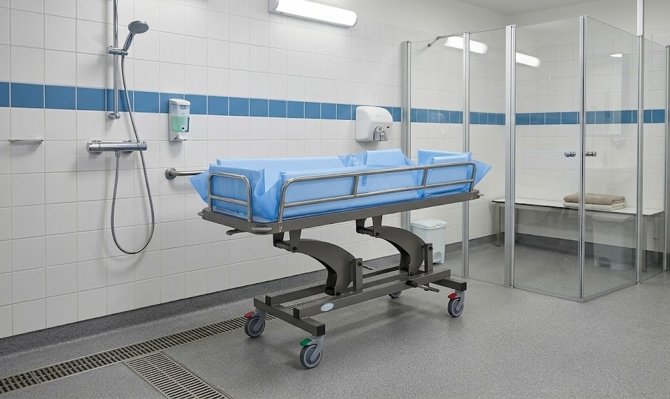 Camilla de ducha: qué es, para qué sirve y cuándo utilizarla